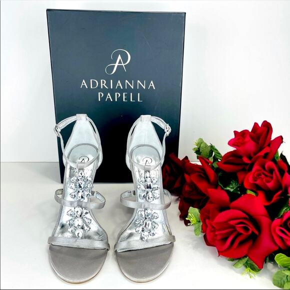 Adrianna Papell Daphne Stiletto Sandal Size 6 Silver Satin & Leather Embellished - Picture 4 of 16